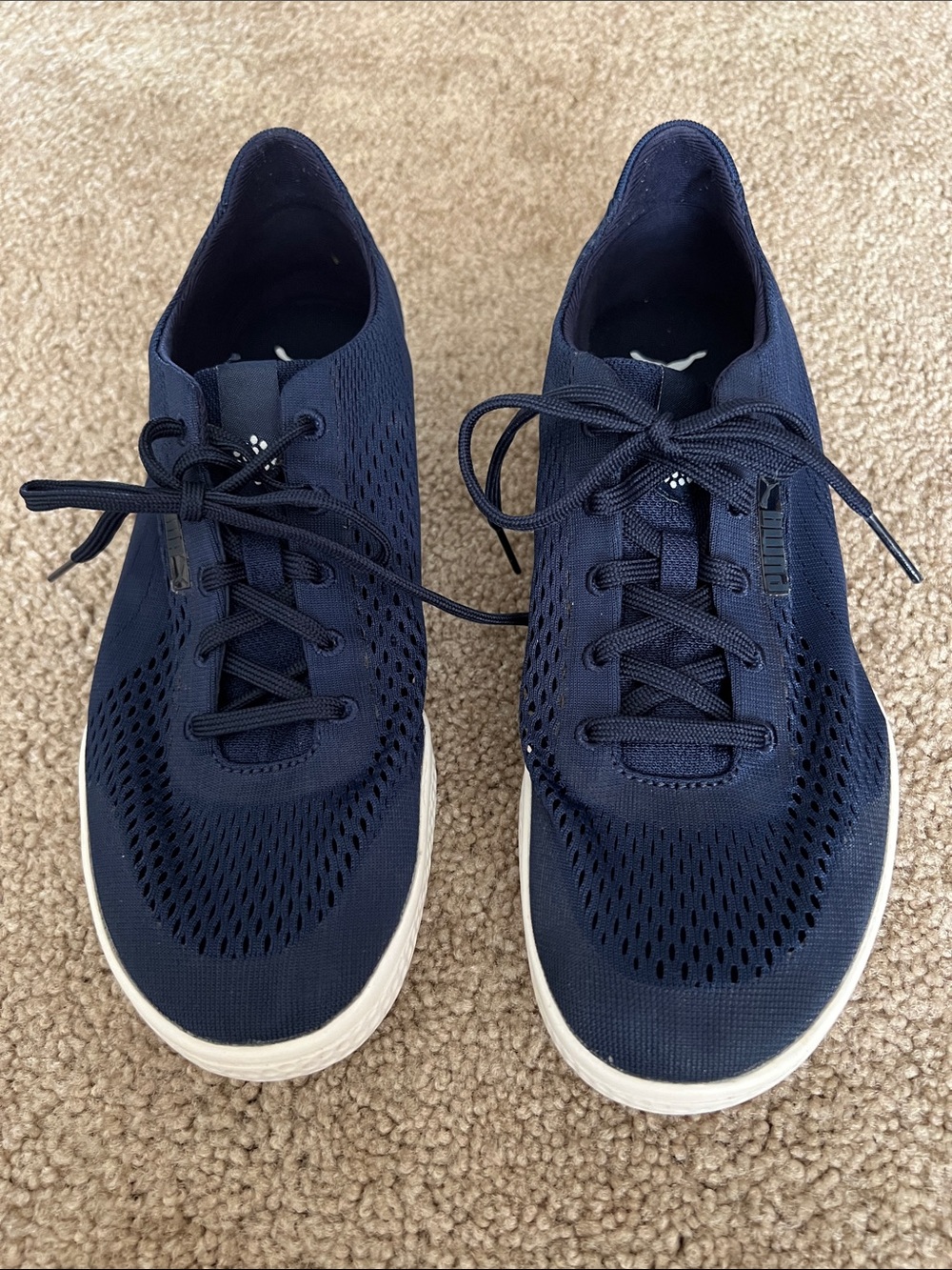 Puma Women’s Navy Mesh Low-Top Lace-Up Sneakers with White Soles Size 9